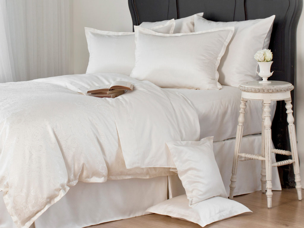 St. Geneve Bedding, Pillows, Duvets and Nightware in Vancouver Pizazz